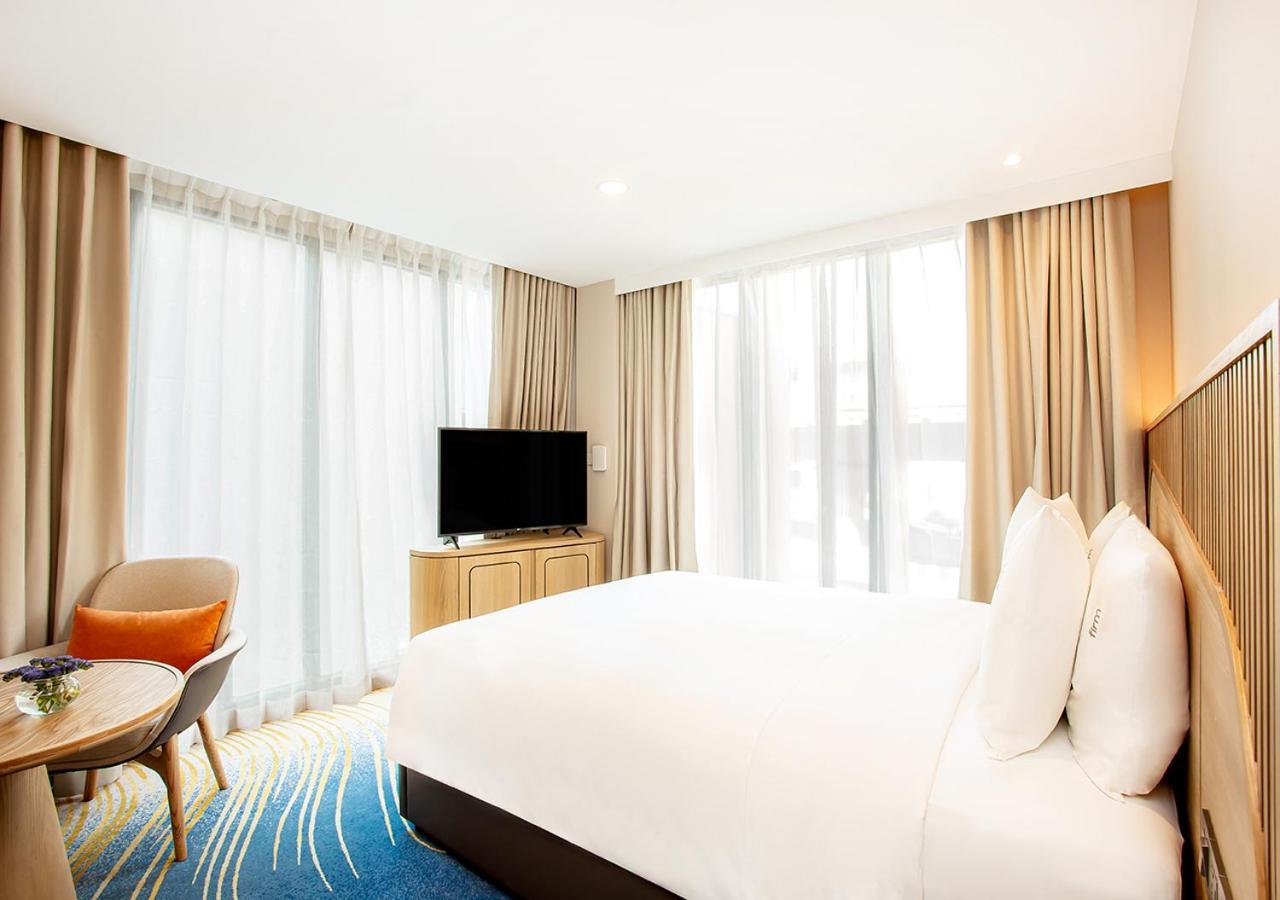 Holiday Inn Express & Suites Bangkok Central Pier By Ihg Bagian luar foto