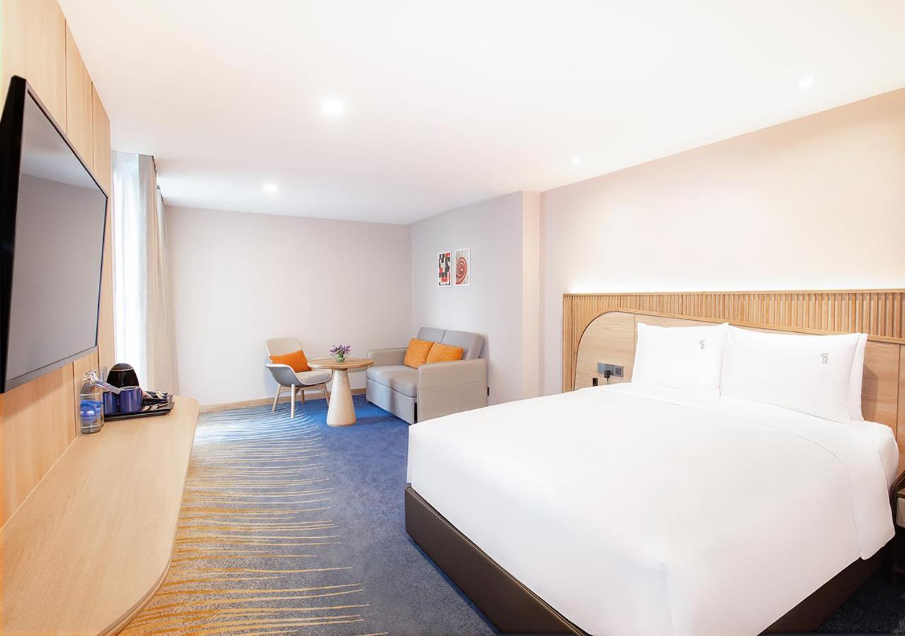 Holiday Inn Express & Suites Bangkok Central Pier By Ihg Bagian luar foto