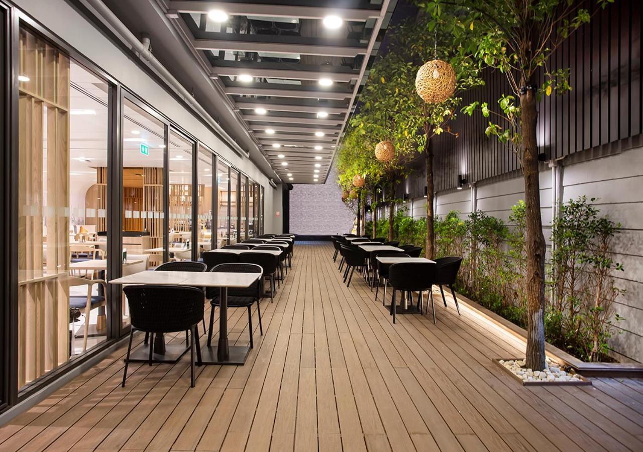 Holiday Inn Express & Suites Bangkok Central Pier By Ihg Bagian luar foto