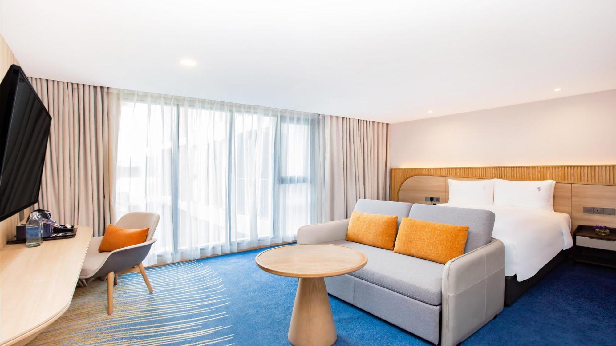 Holiday Inn Express & Suites Bangkok Central Pier By Ihg Bagian luar foto
