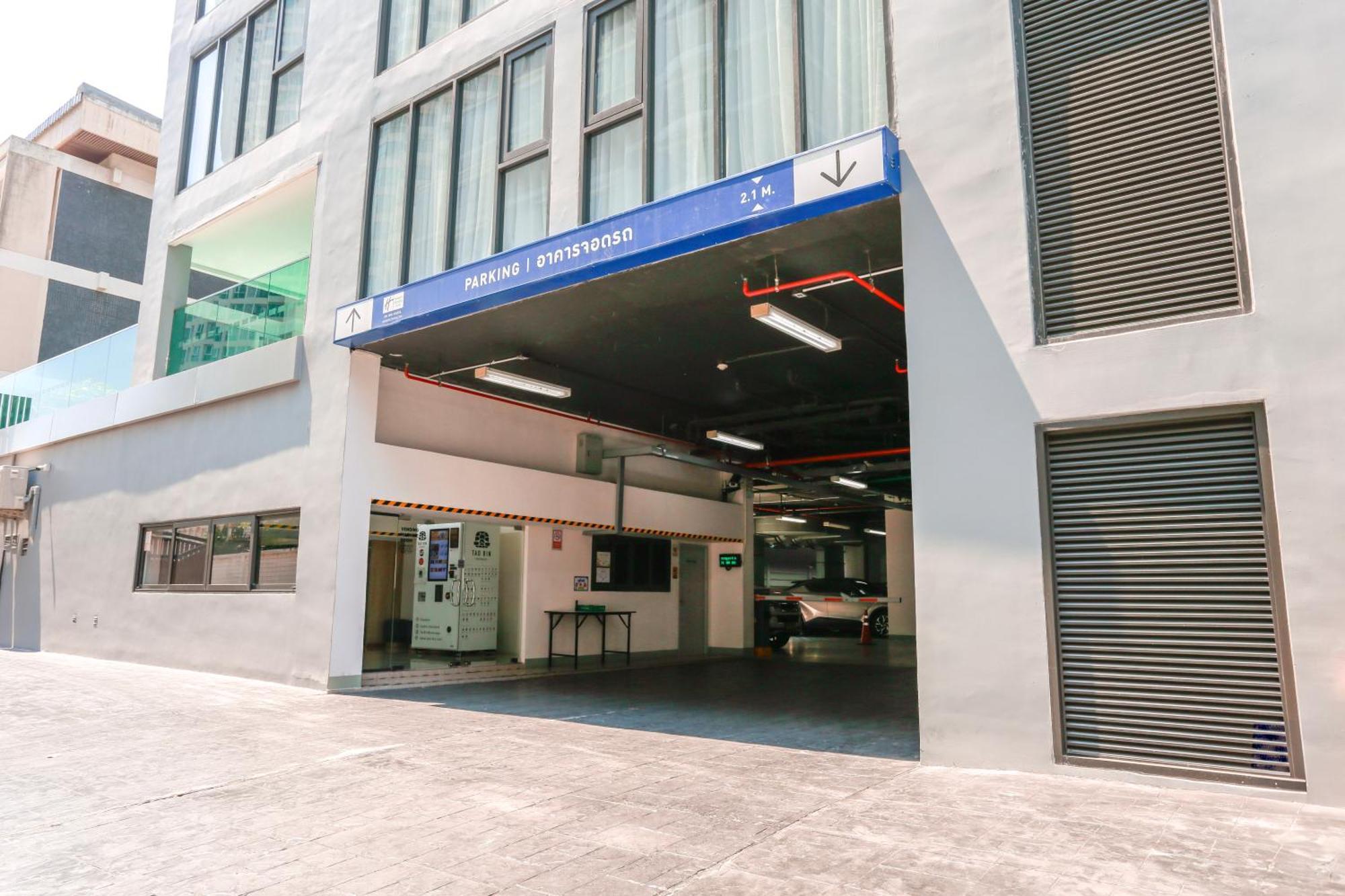 Holiday Inn Express & Suites Bangkok Central Pier By Ihg Bagian luar foto