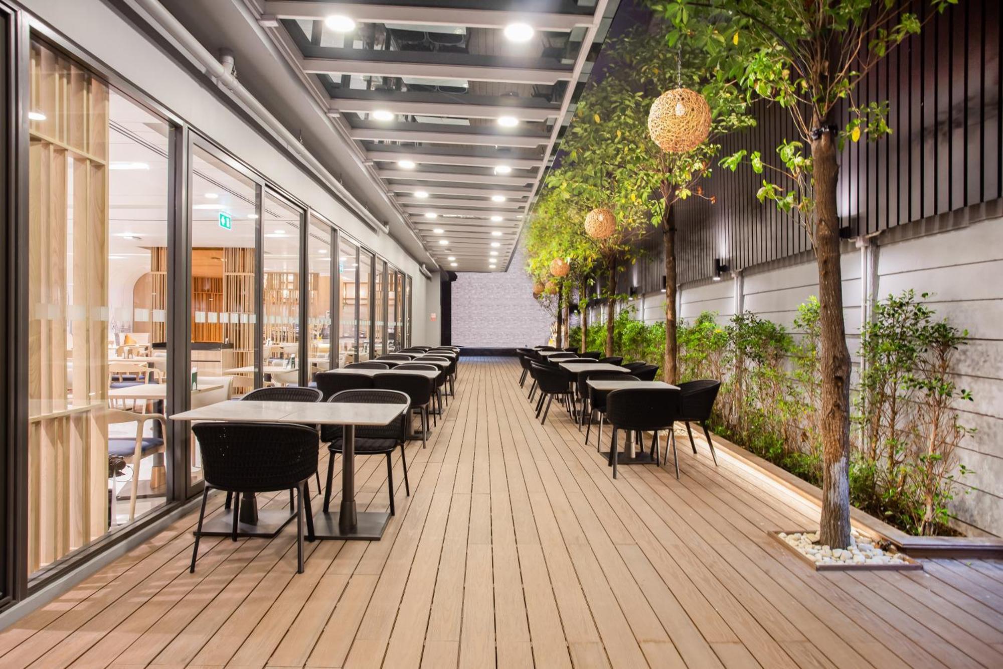 Holiday Inn Express & Suites Bangkok Central Pier By Ihg Bagian luar foto
